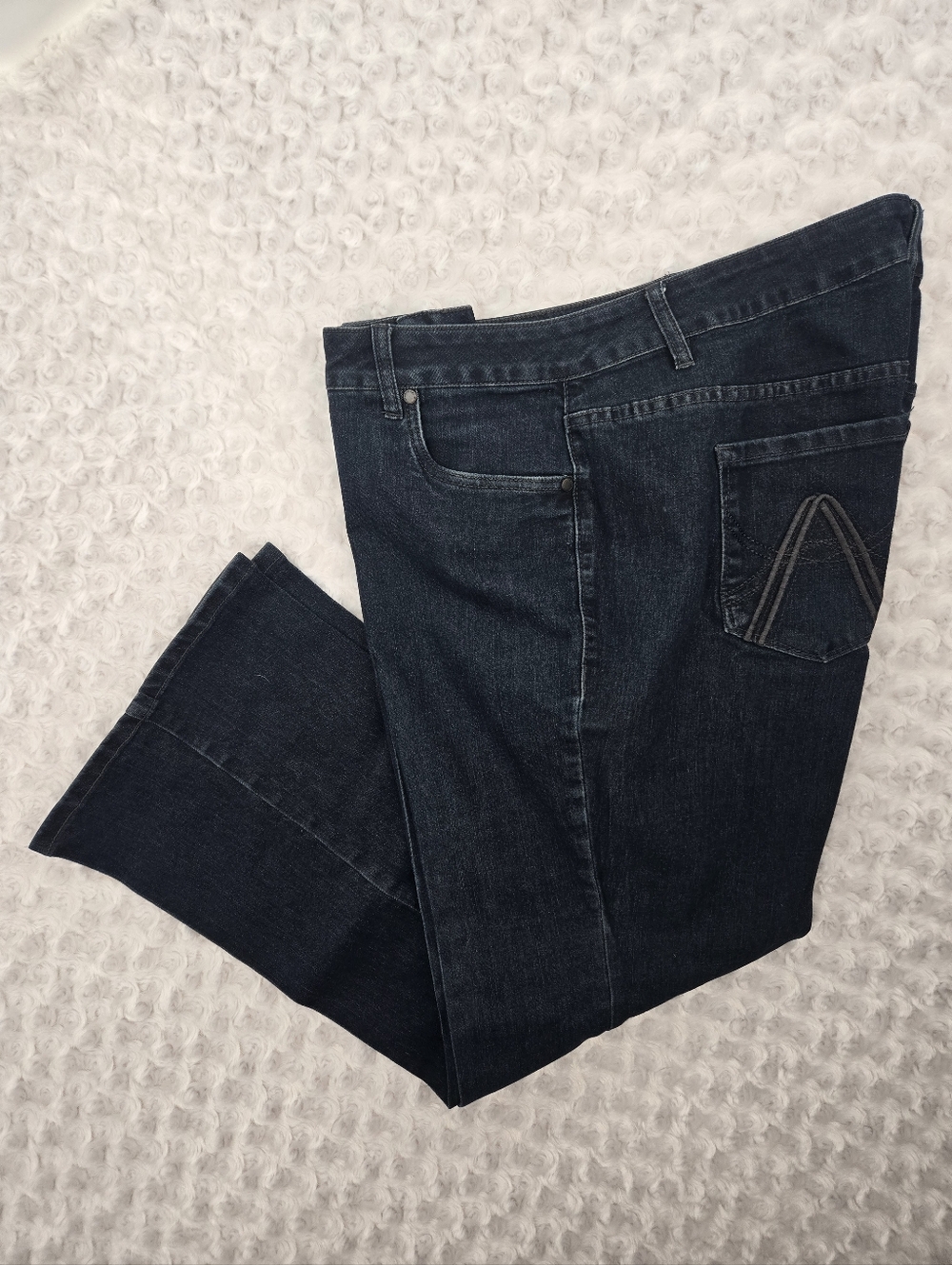 Avenue Dark Wash Blue Denim Bootcut Jeans Size 20P (7067)